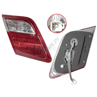 Фонарь в крышку багажника TOYOTA CAMRY 06-11 лев TYC
